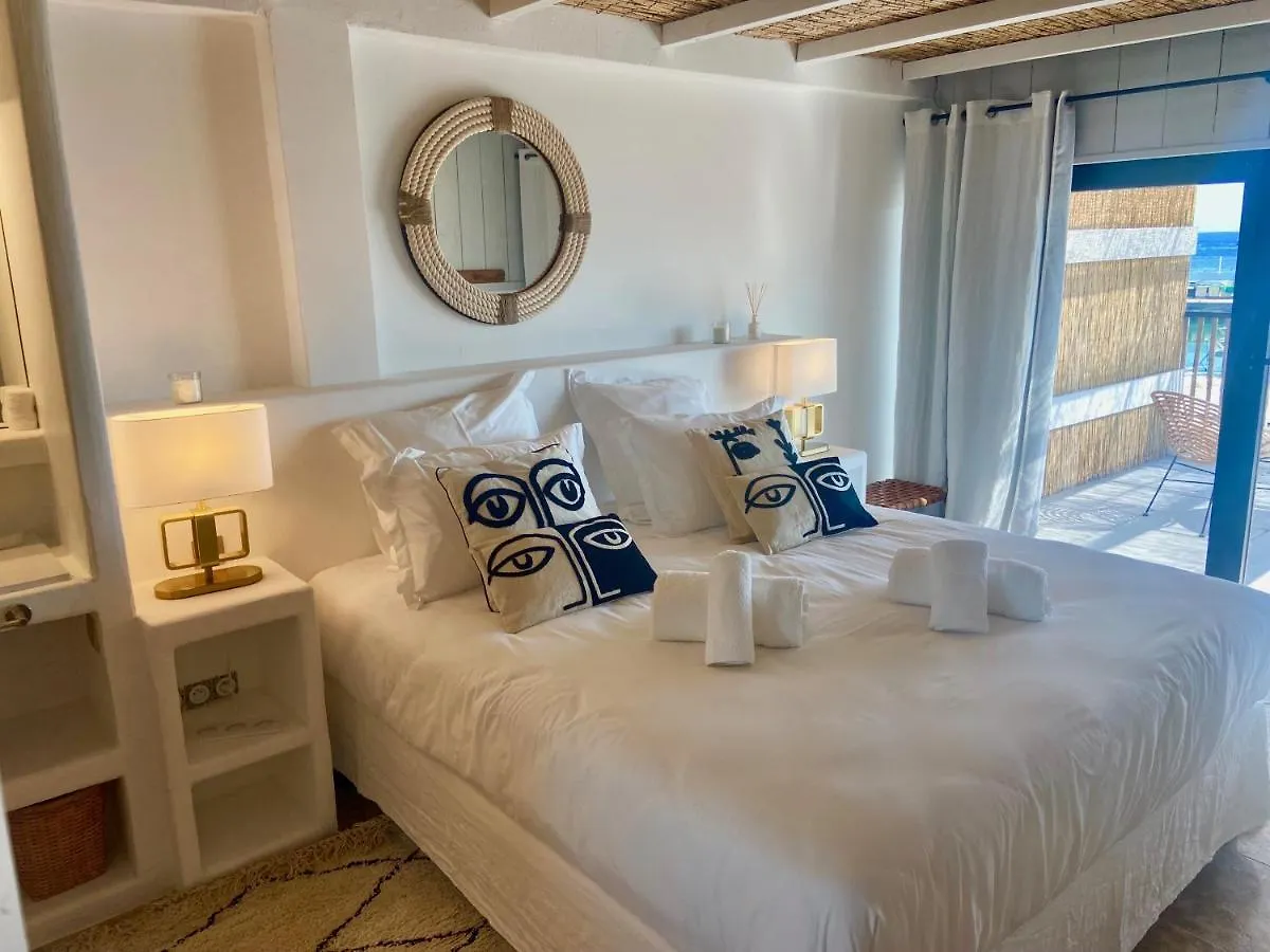 Les Vagues Hotel Saintes-Maries-de-la-Mer 0*,